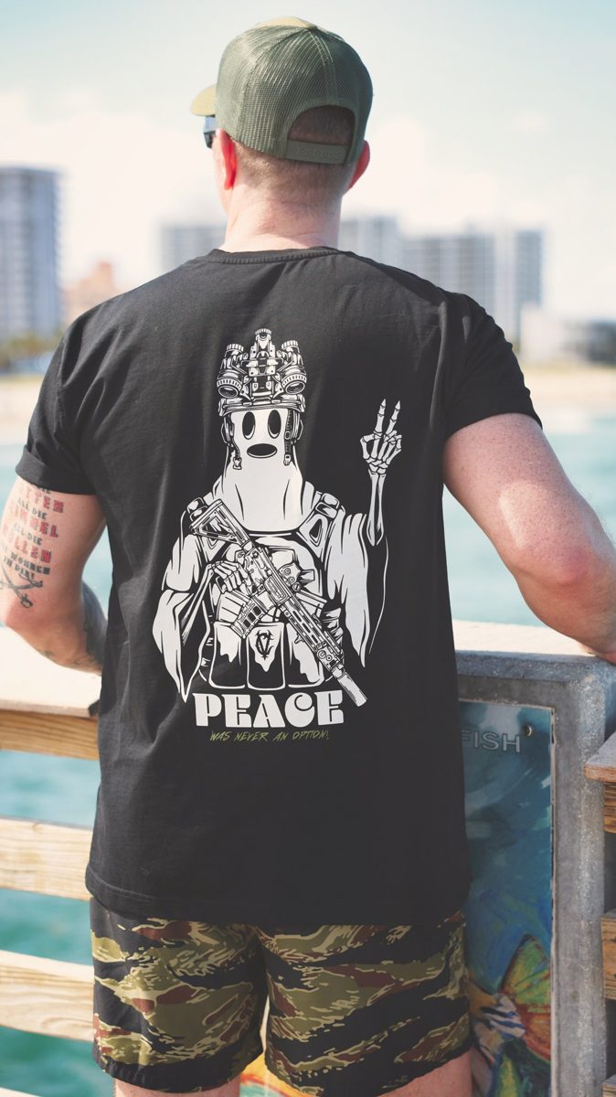 Valor-Company-Shirt mit Peace-Motiv